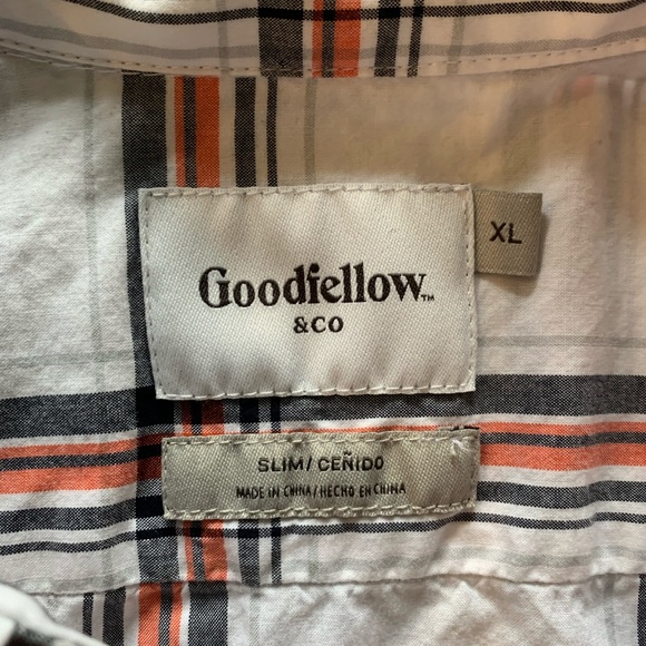 Dress shirt - Picture 2 of 2